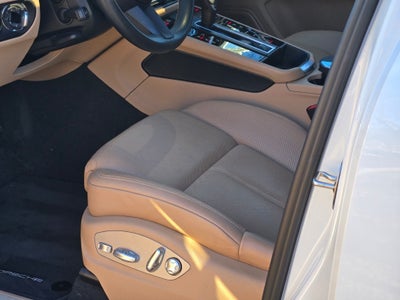 2022 Porsche Macan S