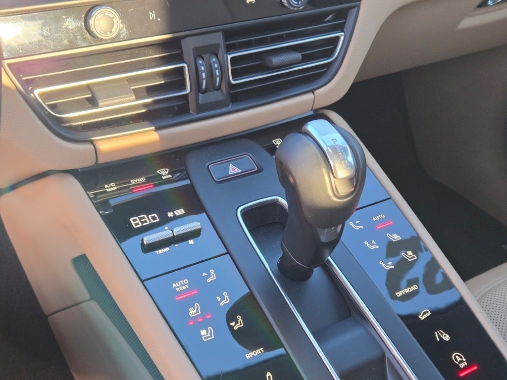 2022 Porsche Macan S