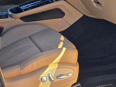 2022 Porsche Macan S