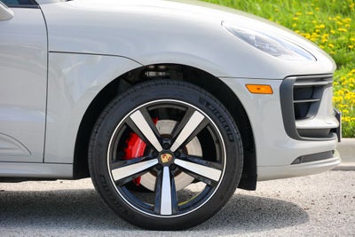 2025 Porsche Macan S