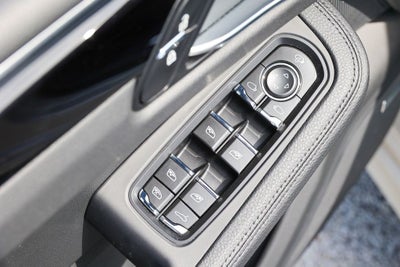 2025 Porsche Macan S