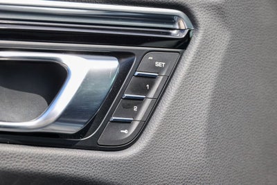 2025 Porsche Macan S