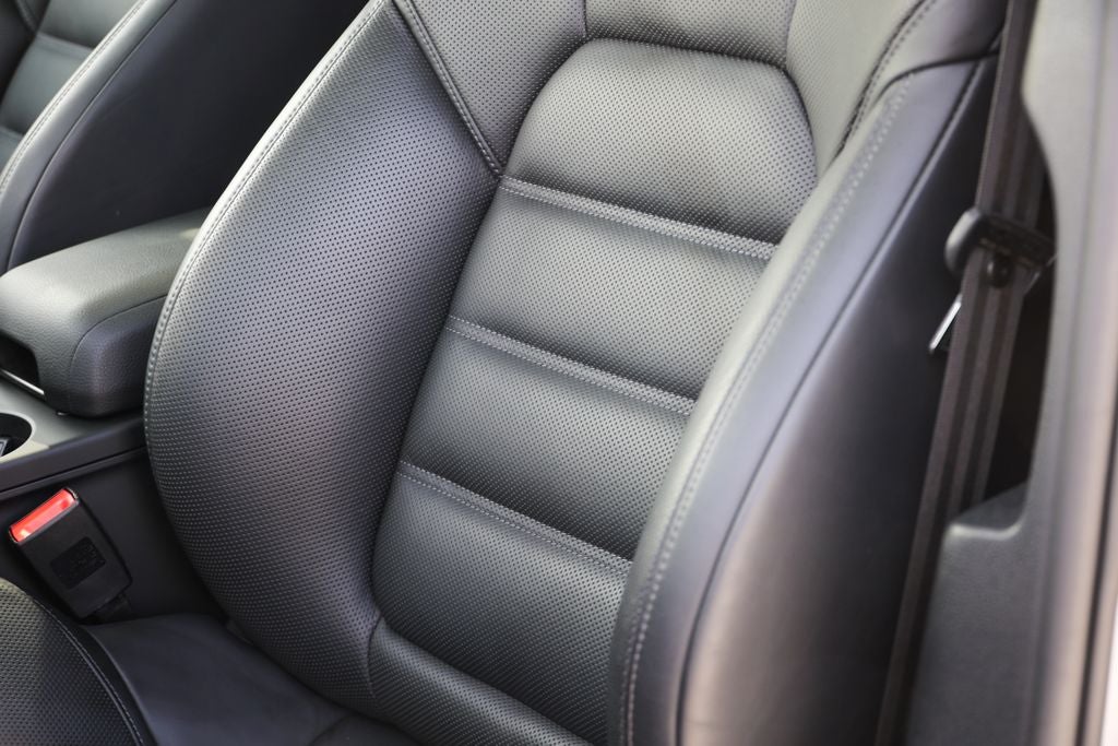 2025 Porsche Macan S