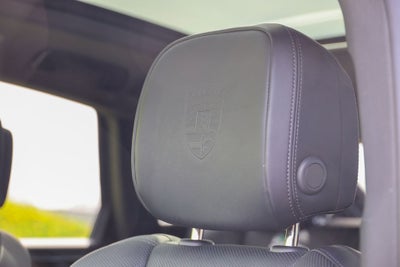 2025 Porsche Macan S