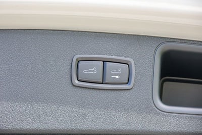 2025 Porsche Macan S