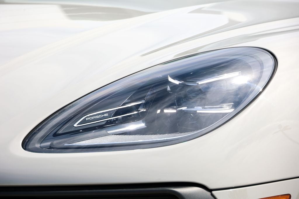 2025 Porsche Macan S