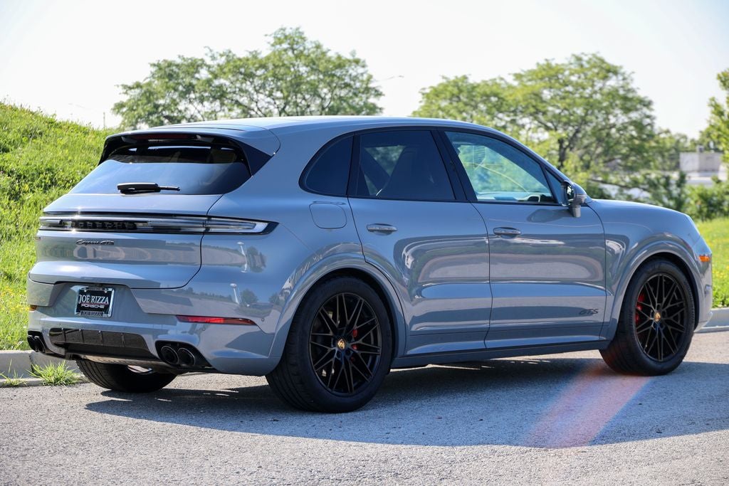 2025 Porsche Cayenne GTS