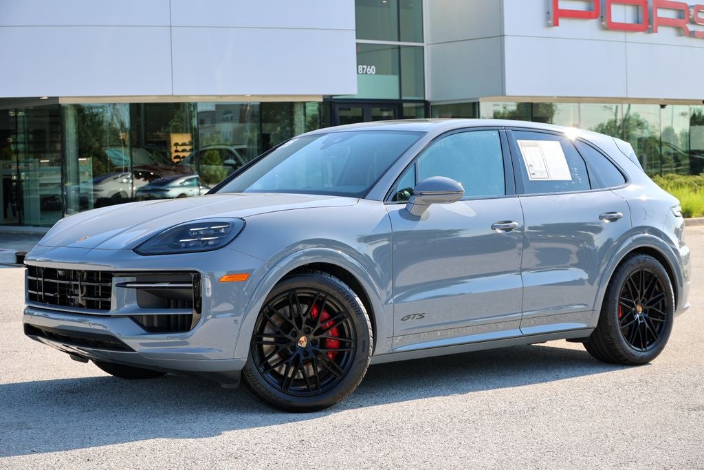 2025 Porsche Cayenne GTS