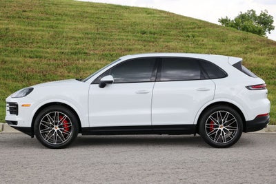 2025 Porsche Cayenne S