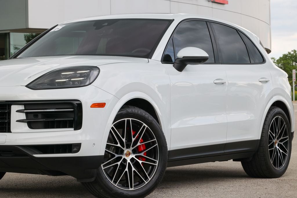 2025 Porsche Cayenne S