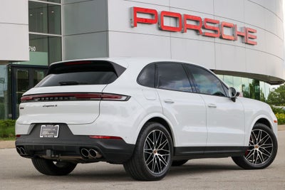 2025 Porsche Cayenne S