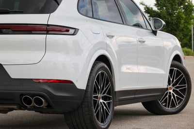 2025 Porsche Cayenne S