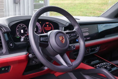 2025 Porsche Cayenne S
