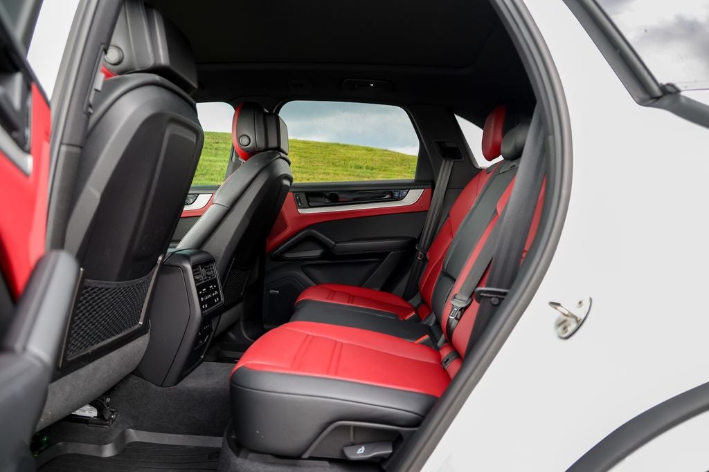 2025 Porsche Cayenne S