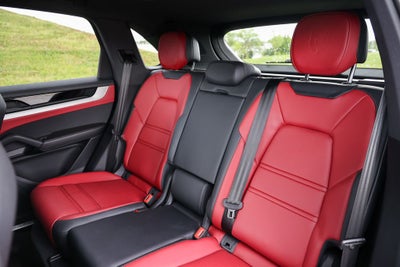 2025 Porsche Cayenne S