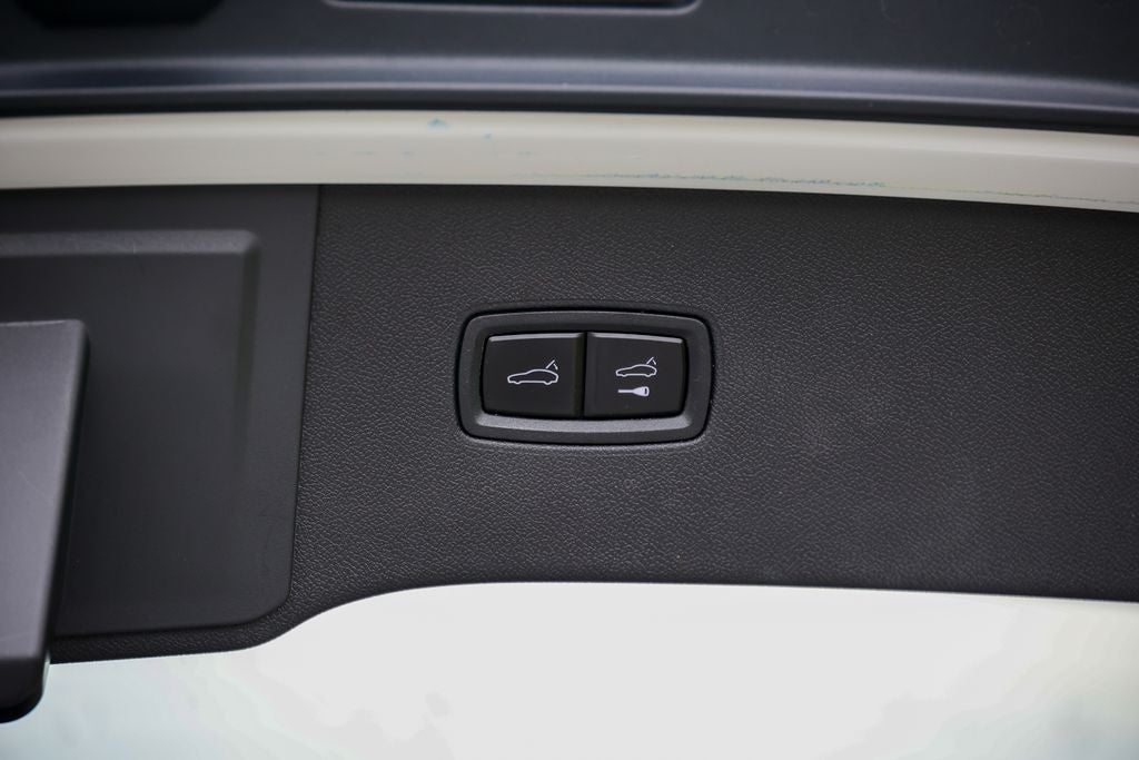 2025 Porsche Cayenne S