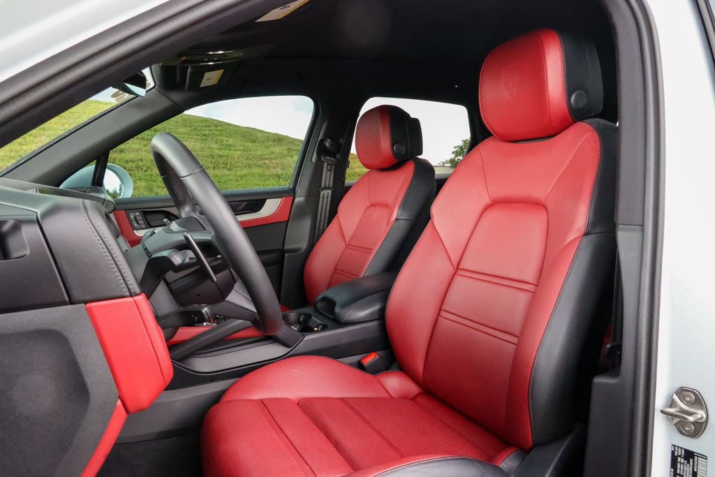 2025 Porsche Cayenne S