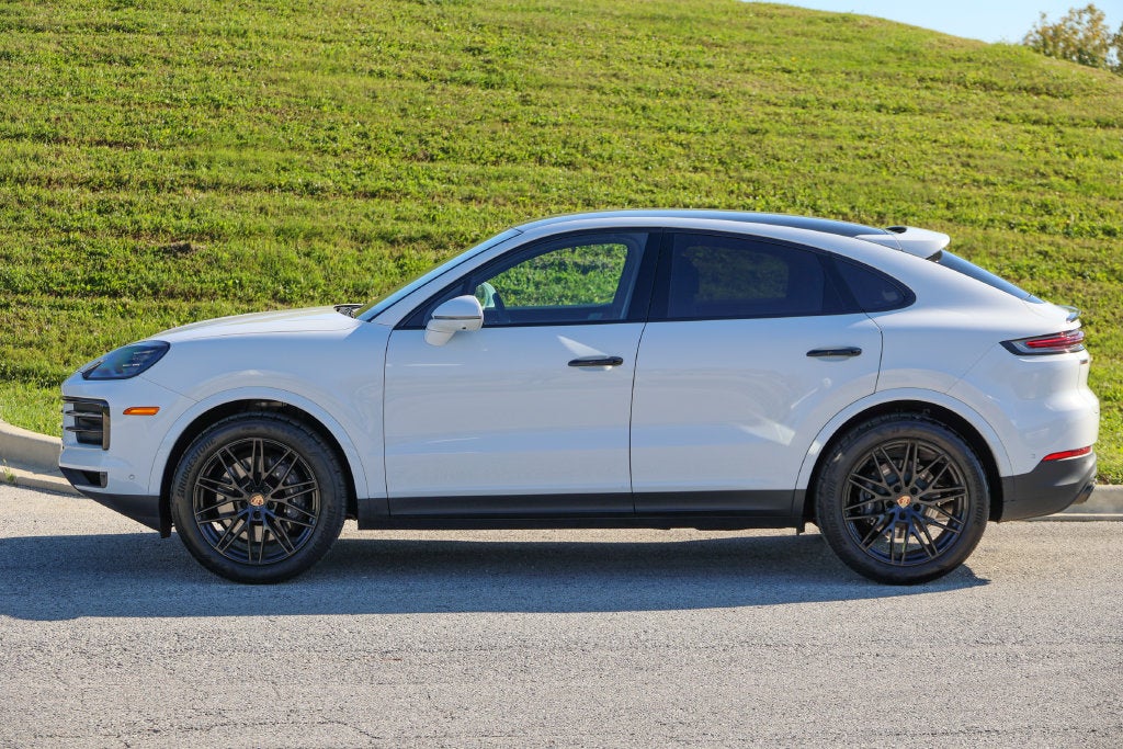 2026 Porsche Cayenne Coupe Base