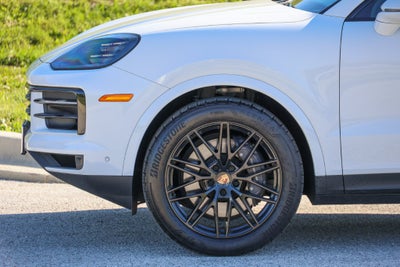 2026 Porsche Cayenne Coupe Base