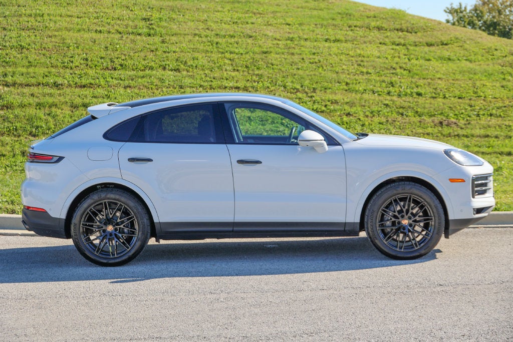 2026 Porsche Cayenne Coupe Base