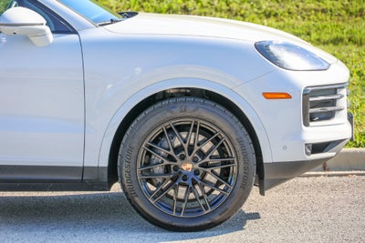 2026 Porsche Cayenne Coupe Base