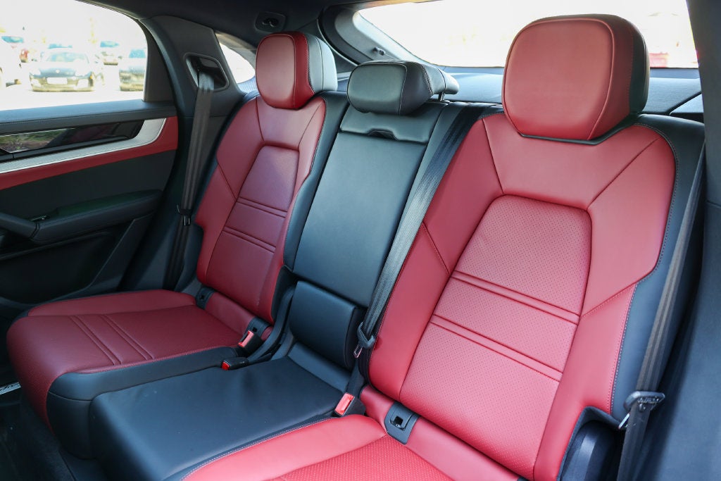 2026 Porsche Cayenne Coupe Base