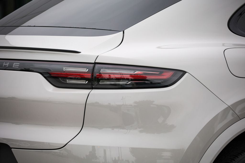 2023 Porsche Cayenne Coupe Base
