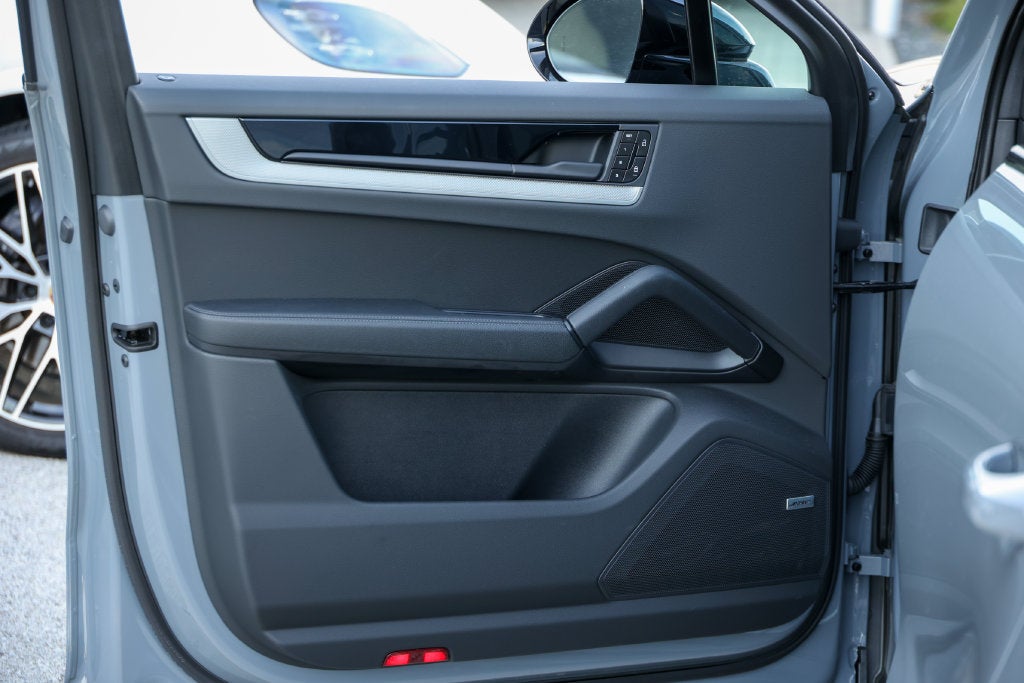 2026 Porsche Cayenne Coupe Base