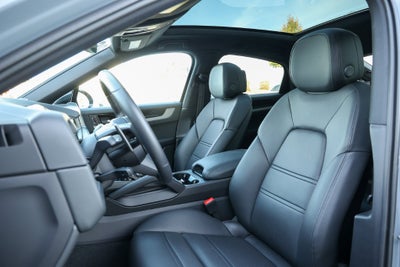 2026 Porsche Cayenne Coupe Base
