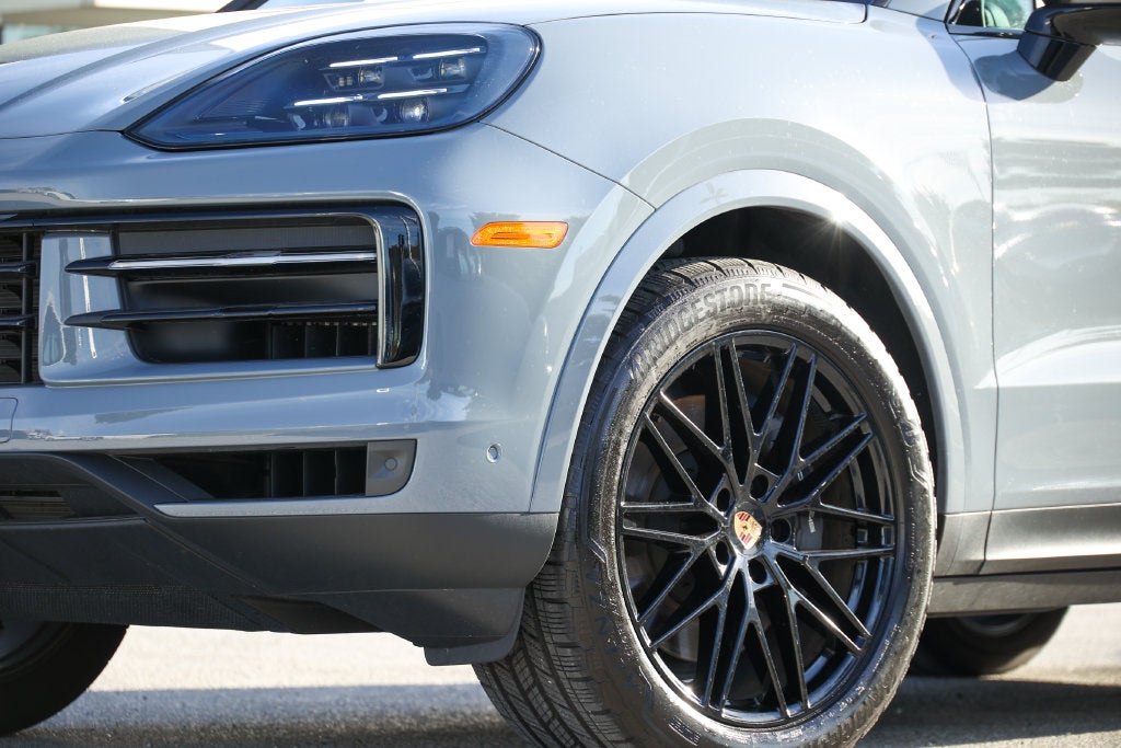 2026 Porsche Cayenne Coupe Base