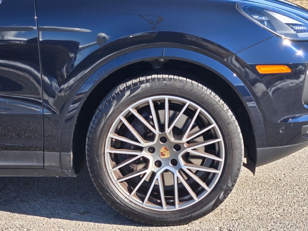 2023 Porsche Cayenne Coupe Platinum Edition