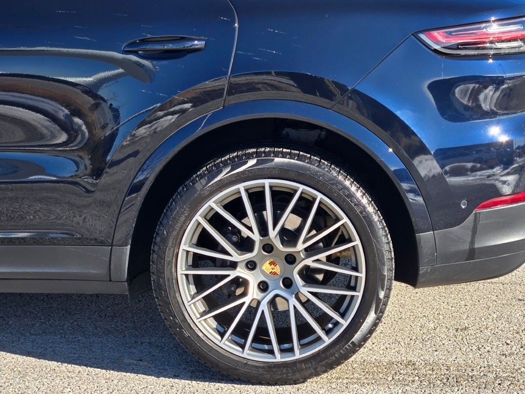 2023 Porsche Cayenne Coupe Platinum Edition