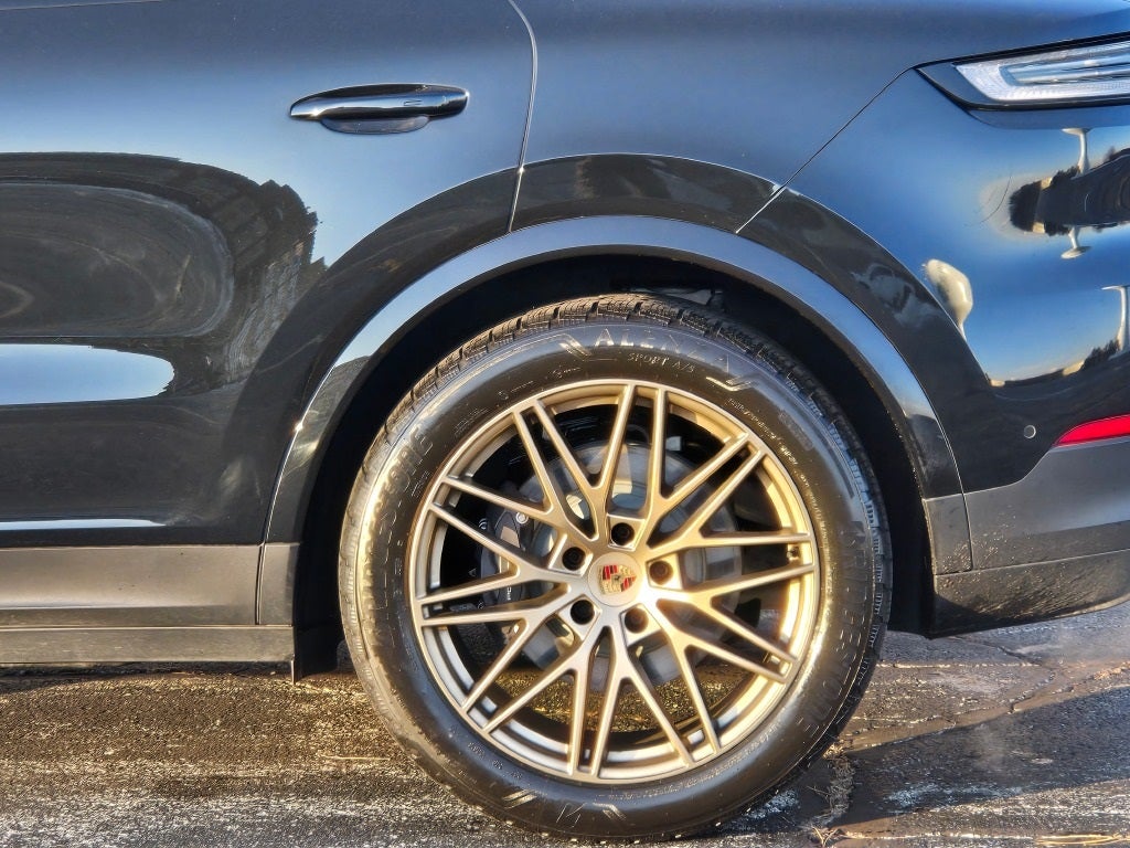 2025 Porsche Cayenne Coupe Base