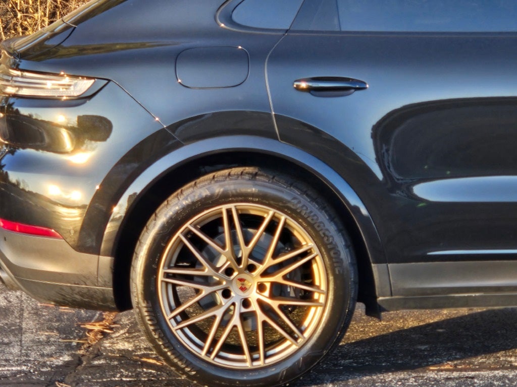 2025 Porsche Cayenne Coupe Base