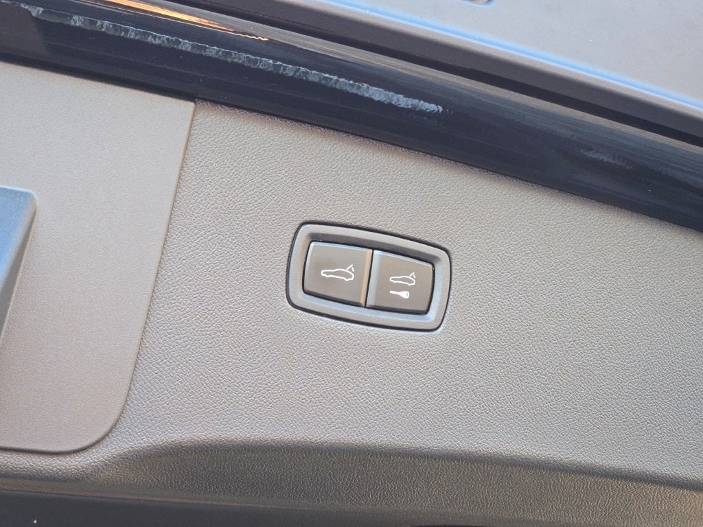 2025 Porsche Cayenne Coupe Base