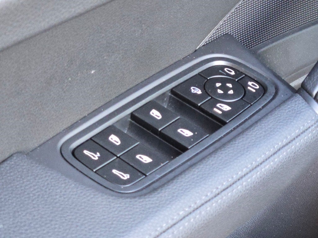 2025 Porsche Cayenne Coupe Base