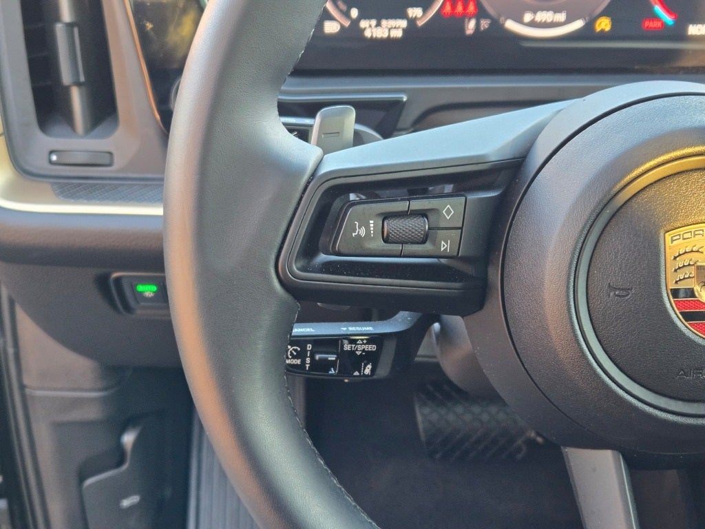 2025 Porsche Cayenne Coupe Base