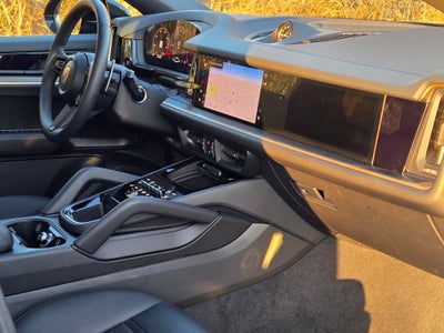 2025 Porsche Cayenne Coupe Base