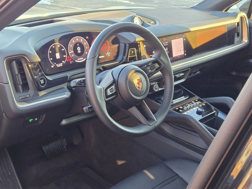 2025 Porsche Cayenne Coupe Base