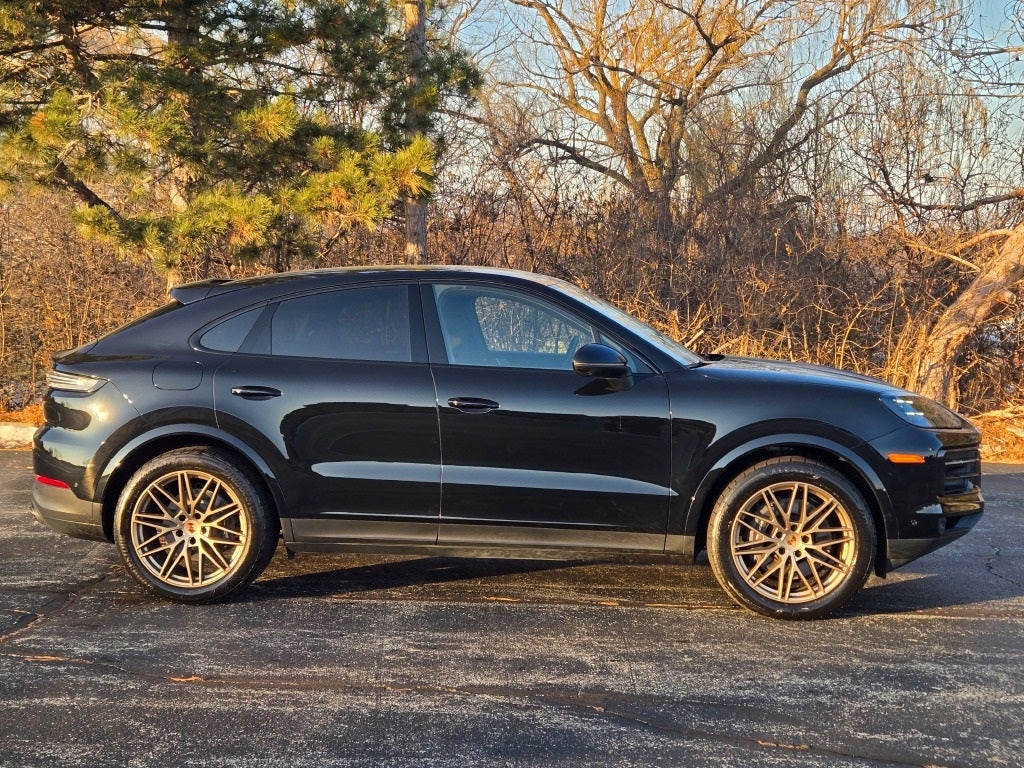 2025 Porsche Cayenne Coupe Base