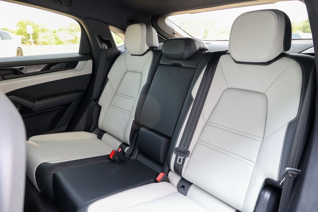2026 Porsche Cayenne Coupe Base