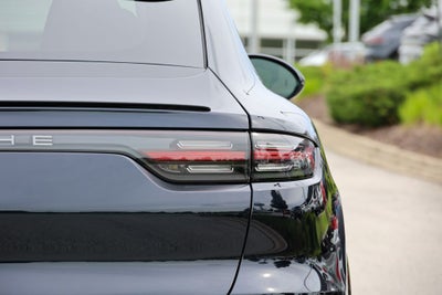 2023 Porsche Cayenne Coupe Platinum Edition