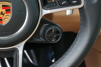 2023 Porsche Cayenne Coupe Platinum Edition