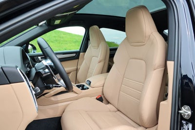 2023 Porsche Cayenne Coupe Platinum Edition