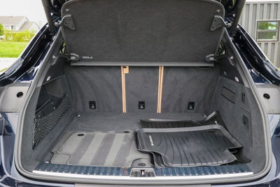 2023 Porsche Cayenne Coupe Platinum Edition