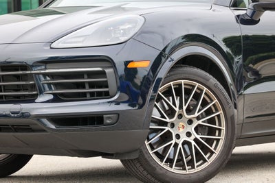 2023 Porsche Cayenne Coupe Platinum Edition