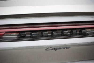 2024 Porsche Cayenne Coupe Base