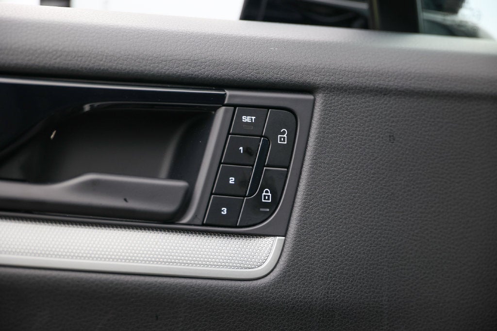 2024 Porsche Cayenne Coupe Base