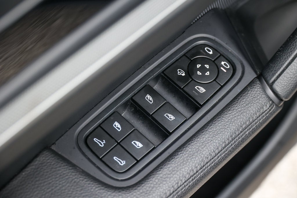 2024 Porsche Cayenne Coupe Base