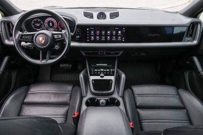 2024 Porsche Cayenne Coupe Base